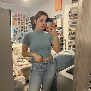 2 PACK. Turtle neck crop tops